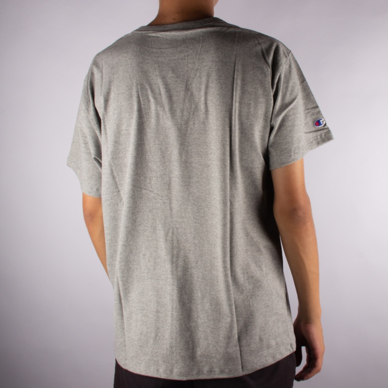 Camiseta Champion Mini Script Embroidery Cinza Claro